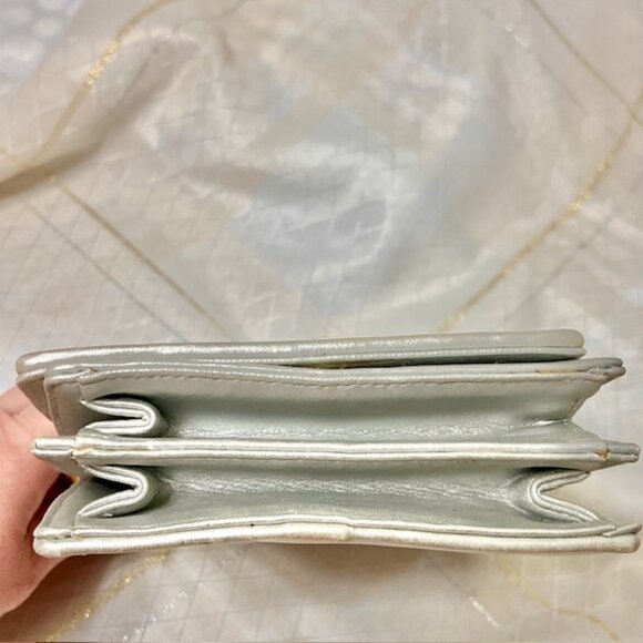 KOSCHI Vintage Silver & Gold Quilted Cocktail Purse - Picture 8 of 14